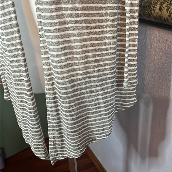 White Birch Cardigan Striped Open Front / lapels/ lightweight Sz S - Picture 2 of 9